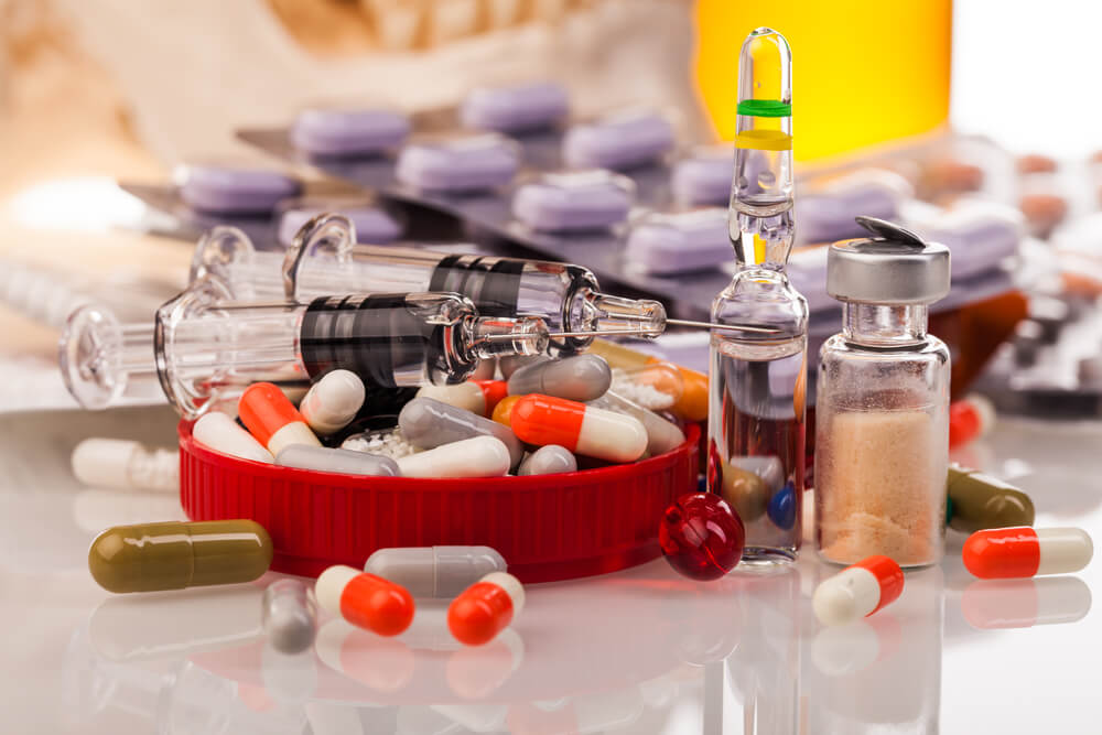 Dialyzability image with pills and injectables